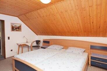דירות לתיירים Flat In Polle Near The Forest