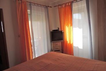 Apartments Mijic