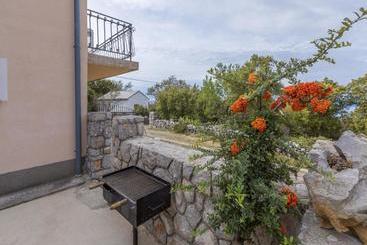 House Elwira