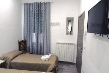 Bed & Breakfast A Capua Adiacente Al Duomo   Il Vicolo