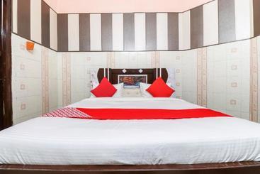 هتل Oyo 68779  Gl Marriage Complex