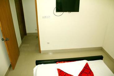 هتل Amir S Residense