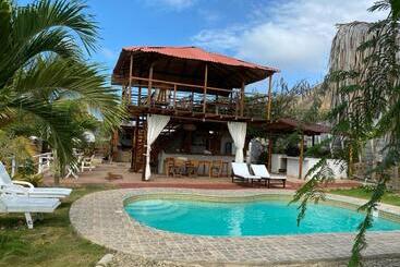 Отель Villa Mistika