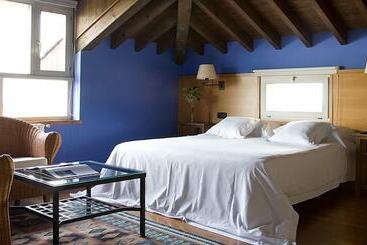 Hotel Torre De Villademoros