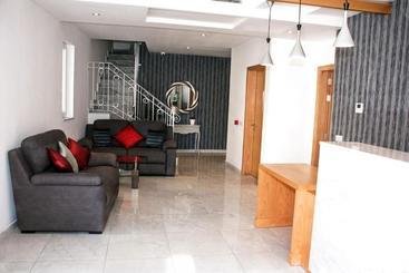 تختخواب و صبحانه Fisherman S Cove Guesthouse