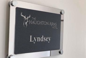 هتل Haughton Arms