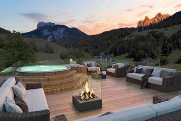 هتل Viel Nois Guest House