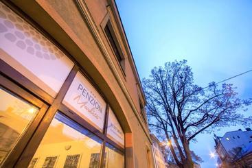 پانسیون Penzion Markéta Chrudim
