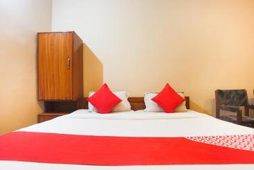 هتل Oyo 61443 The Pearl