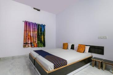 ホテル Spot On 43466 Sangeeta Palace