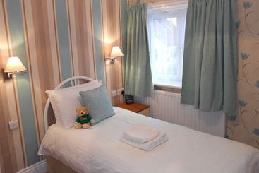 هتل The Waverley Guest House