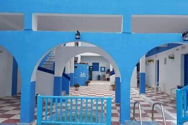 Pension Mm Studios Perissa