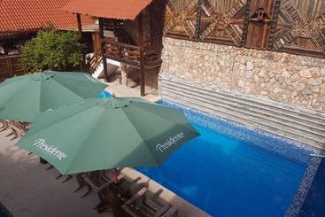 هتل Vista De águilas Ecolodge