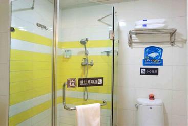 هتل 7days Inn Shantou Zhujiang Rd