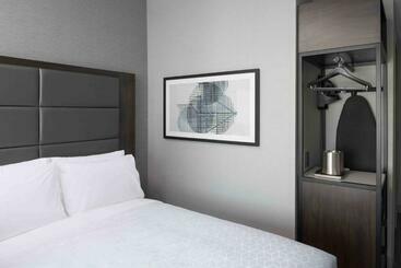فندق Holiday Inn Express   Boston Logan Airport   Revere, An Ihg