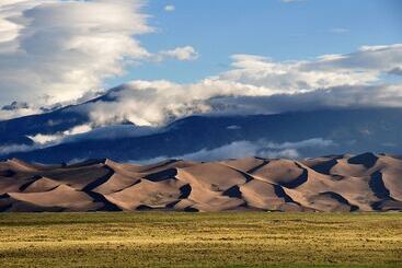 Отель Rustic Rook Resort Great Sand Dunes