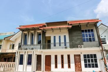 هتل Oyo 3377 Checkpoint Residence