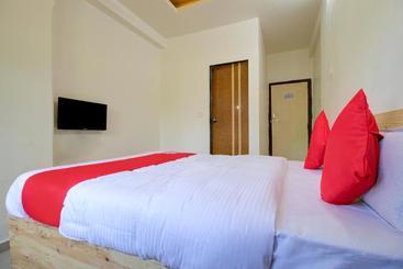 هتل Oyo 70282 Soham Service Apartment