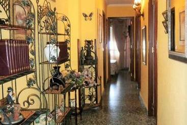 Apartamentos El Huerta Chica
