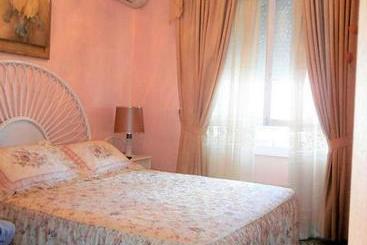 Apartamentos El Huerta Chica