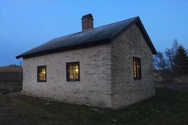 צימר Stenbrottets Smedja