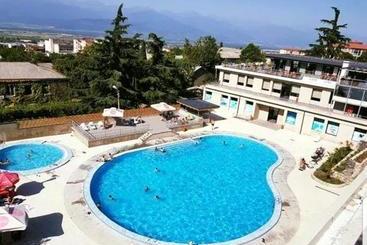هتل Telavi Inn