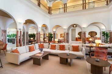 호텔 Zahara Resorts & Villas