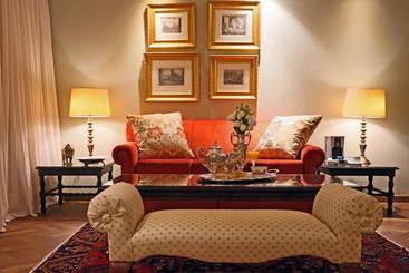 Nino Hotel Boutique