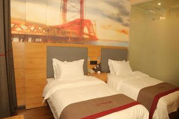 Thank Inn Chain Hotel Heilongjiang Harbin Songbei District Ice And Snow World