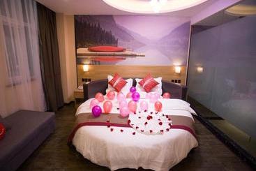 Thank Inn Chain Hotel Henan Xinxiang Huixian City College Road Jiatianxia