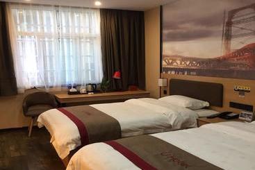 هتل Thank Inn Chain  Hunan Changde Hanshou County Pedestrian Street