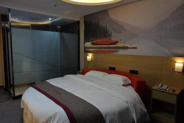 Thank Inn Chain Hotel Sichuan Mianyang Yuzhong Road Airport