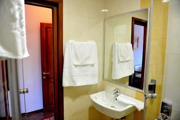 Pensiunea Casa Doamnei Voronet