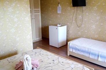 پانسیون Guest House Mihalych