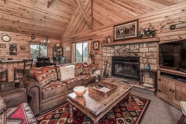 Breakaway Cabin  Three Bedroom Cabin