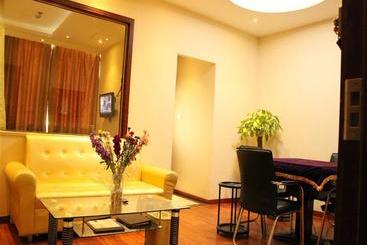 هتل Greentree Inn Shanghai Songjiang University City New Songjiang Road Express