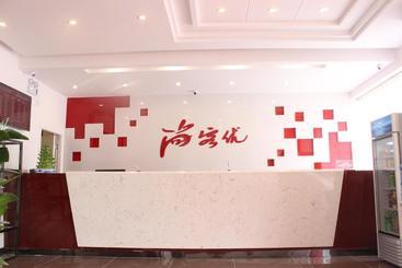 Thank Inn Chain Hotel Guangdong Shenzhen Bantian Wuhe Subway Station