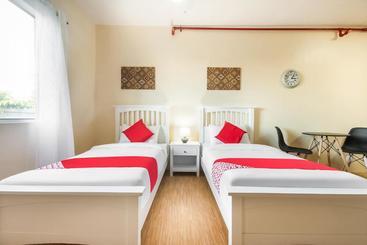 هتل Oyo 493 Bria Mactan