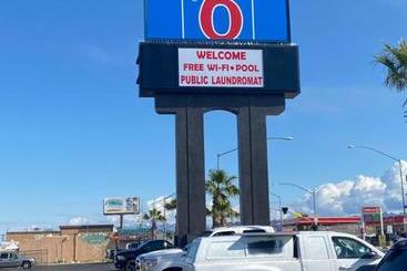 Motel 6 Bullhead City, Az  Laughlin