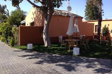 Apartamento Para 4 Personas Con Jardín Privado Y Barbacoa Cerca De La Playa