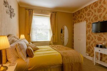 تختخواب و صبحانه Pinfold House