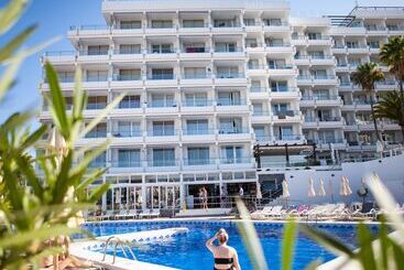 Aparthotel Coral Ocean View - Adults Only