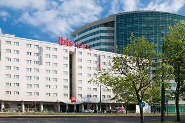 هتل Ibis Warszawa Centrum