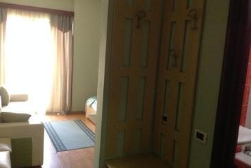 پانسیون Klodi Apartament