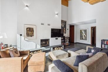 Huoneistohotelli The Lodge By Mrs Miggins