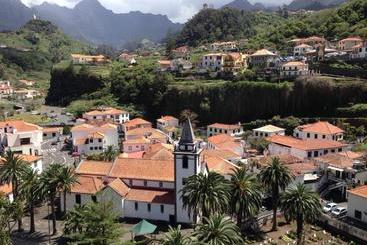 پانسیون Holidays Madeira