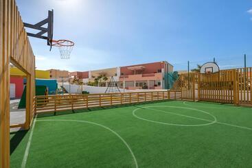 هتل آپارتمان Allegro Isora