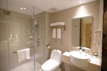 هتل City Comfort Inn Beihai Beijing Rd Yizhong Branch