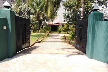 بنسيون Senu Beach Villa
