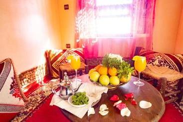 ریاض Ecolodge L île De Ouarzazate